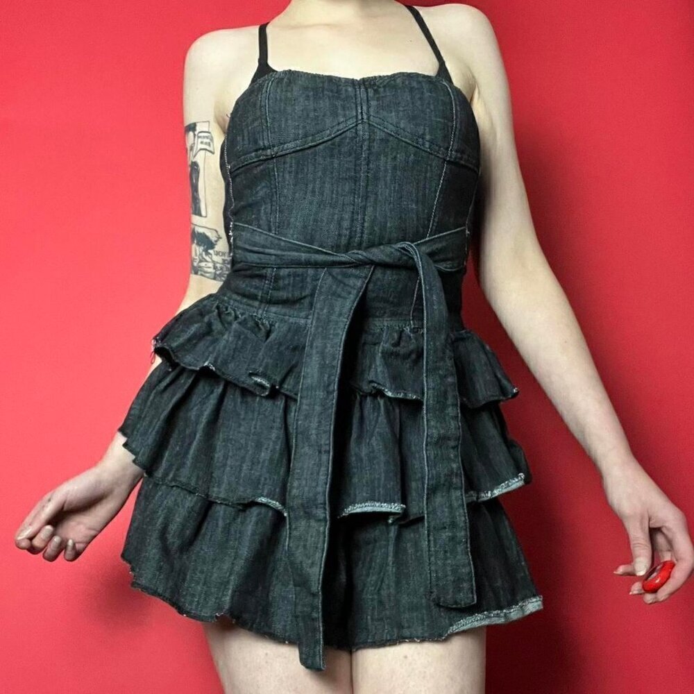 Boom boom jeans / Y2K straplesss tutu denim mini dress 💙🖤​​​​​​​​​​​​